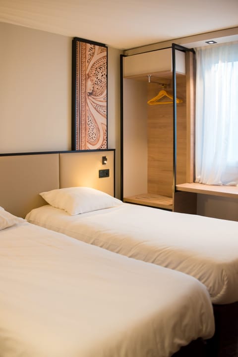 Room, 2 Twin Beds | In-room safe, desk, soundproofing, free WiFi