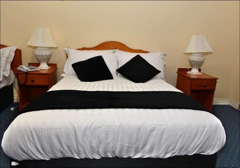 Double Room | Soundproofing, iron/ironing board, free WiFi