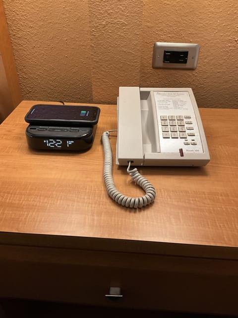 In-room safe, desk, iron/ironing board, free WiFi