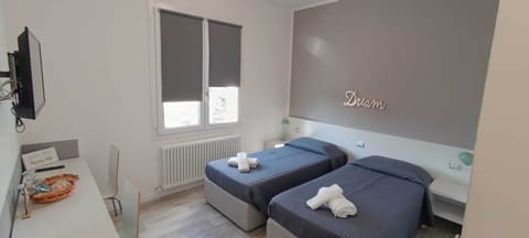 Double or Twin Room, Garden View | Desk, free WiFi