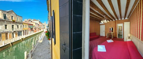 Frette Italian sheets, premium bedding, individually decorated, desk