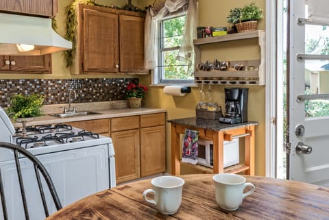 Wren Cottage | Private kitchen