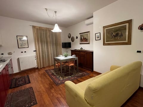 Apartment, Balcony, City View | Living area