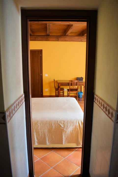 Comfort Double Room | Egyptian cotton sheets, premium bedding, down comforters, pillowtop beds