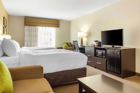 Suite, Multiple Beds | Premium bedding, down comforters, desk, laptop workspace