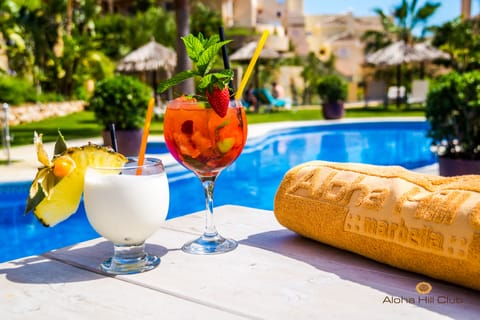 Poolside bar