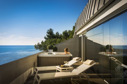 Luxury Suite, Sauna, Sea View | Terrace/patio