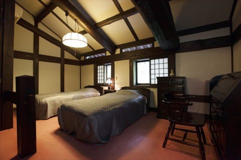 Japanese Western Style Room | In-room safe, individually decorated, bed sheets