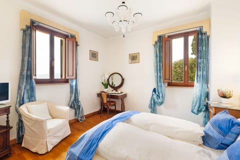 Standard Double Room | Minibar, in-room safe, soundproofing, free cribs/infant beds