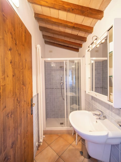 Room, 1 Double Bed, Poolside | Bathroom | Shower, free toiletries, hair dryer, bidet