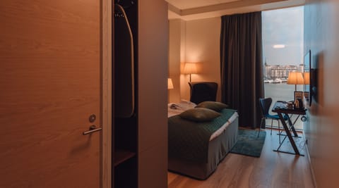 Superior Double Room, 1 Double Bed, Non Smoking | Hypo-allergenic bedding, minibar, in-room safe, desk