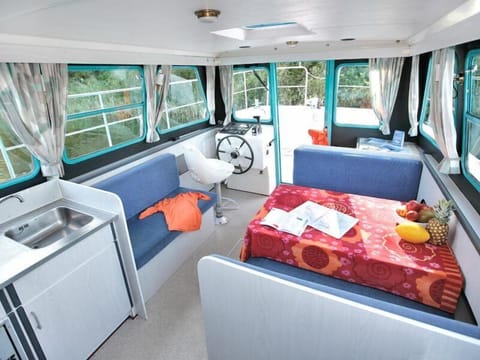 Hausboot vetus 1000 | Living area