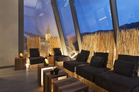 Facials, 1 treatment room, massages