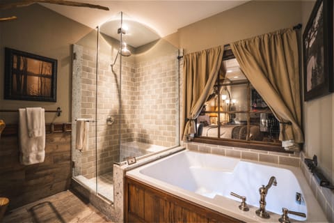 Separate tub and shower, deep soaking tub, rainfall showerhead