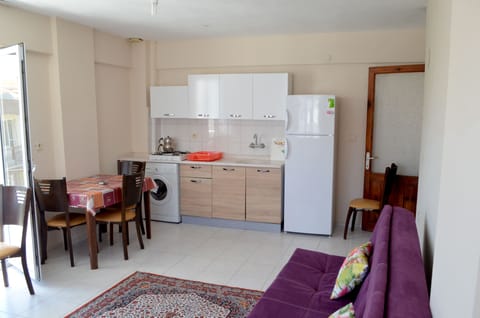 Apartment | Private kitchen | Full-size fridge, stovetop, coffee/tea maker, electric kettle