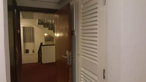 Executive Double Room, 1 Bedroom | Hallway