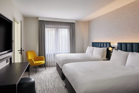 Standard Twin Room, 2 Twin Beds | Egyptian cotton sheets, premium bedding, desk, laptop workspace