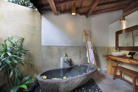 Valley Joglo on Ground Floor | Bathroom | Separate tub and shower, free toiletries, hair dryer, bathrobes