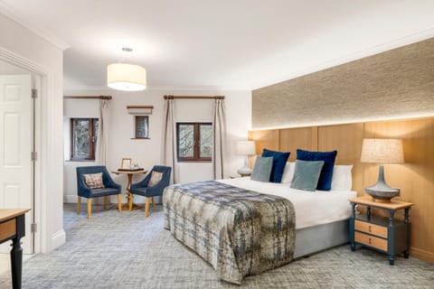 Standard Double or Twin Room, 1 Bedroom, Ensuite, Courtyard View | Minibar, in-room safe, desk, laptop workspace