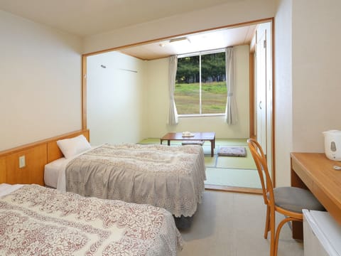 Basic Room, Multiple Beds, Mountain View | Desk, free WiFi