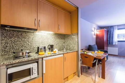 Standard Studio (3 Adults) | Private kitchen | Full-size fridge, microwave, stovetop, electric kettle