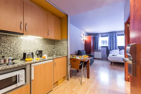 Standard Studio (3 Adults) | Private kitchen | Full-size fridge, microwave, stovetop, electric kettle