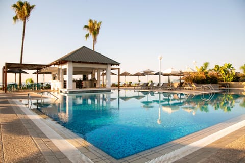 Indoor pool, 2 outdoor pools, pool umbrellas, sun loungers