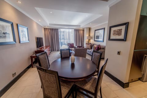 Suite, 2 Bedrooms | In-room dining