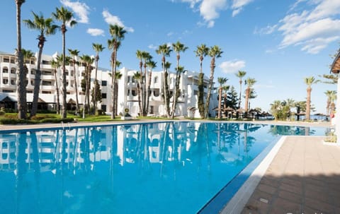 Indoor pool, seasonal outdoor pool