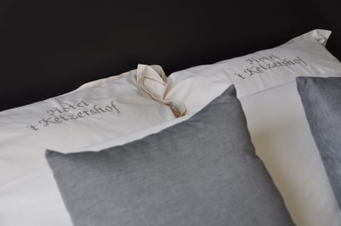 Free cribs/infant beds, free WiFi, bed sheets