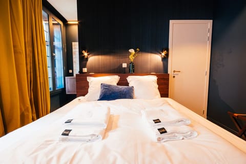 Luxury Quadruple Room | Egyptian cotton sheets, hypo-allergenic bedding, down comforters