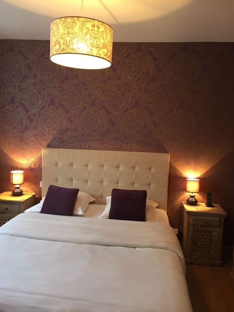 Standard Double Room | Desk, iron/ironing board, free cribs/infant beds, free WiFi