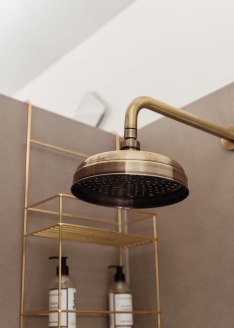 House | Bathroom | Shower, free toiletries, hair dryer, towels