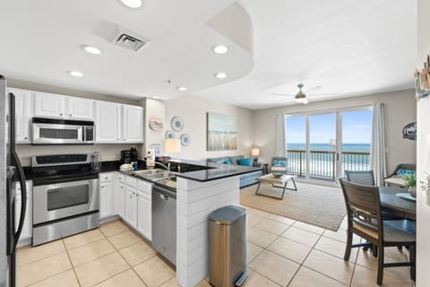 Condo, 1 Bedroom, Ocean View, Beachfront (903E) | Private kitchen | Fridge, microwave, oven, stovetop