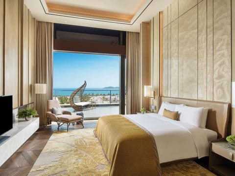 Suite, Ocean View (Imperial, Club Millesime) | Premium bedding, minibar, in-room safe, desk