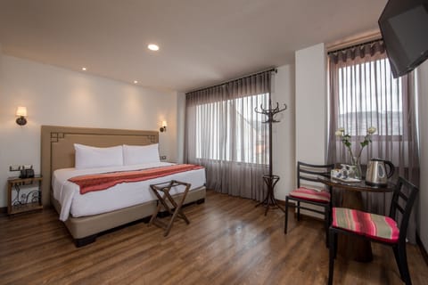 Superior Double Room | In-room safe, soundproofing, free WiFi, bed sheets