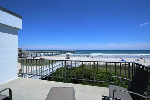 Ocean Front | Balcony