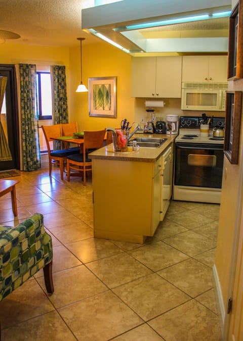 Apartment, 1 Bedroom (East) | Private kitchen | Full-size fridge, microwave, stovetop, dishwasher