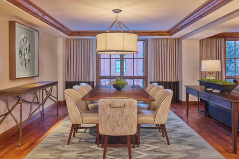 Premium bedding, down comforters, pillowtop beds, in-room safe