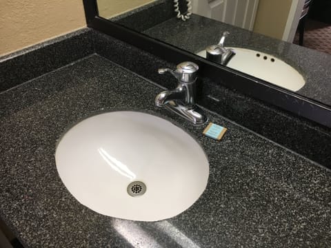 Bathroom sink