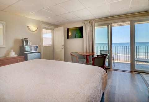 Superior Double Room, Balcony, Ocean View | Individually decorated, individually furnished, blackout drapes