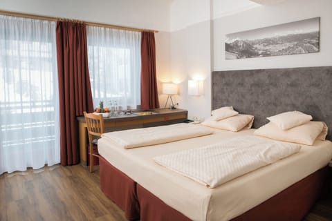 Standard Double Room, Terrace, Mountainside | Minibar, in-room safe, desk, free WiFi