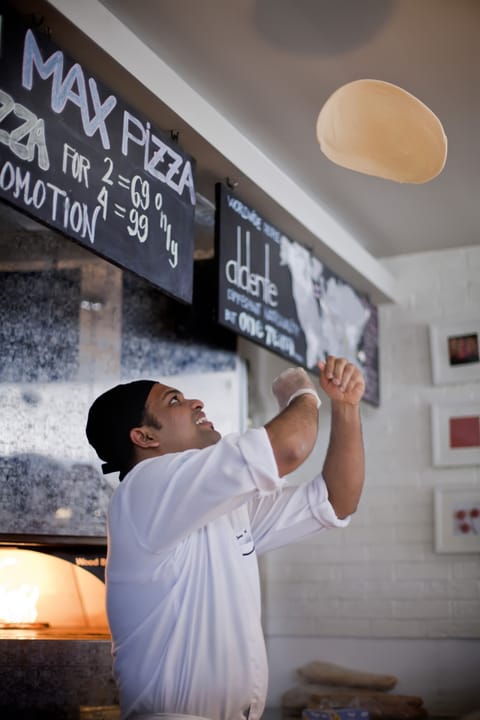 2 restaurants, Italian cuisine