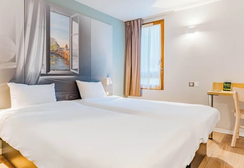 Twin Room, Non Smoking | Premium bedding, desk, soundproofing, free WiFi