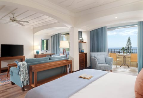 Suite, 1 Bedroom, Sea View | Premium bedding, pillowtop beds, minibar, desk