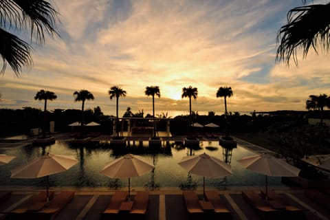 Seasonal outdoor pool