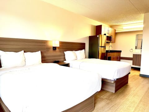 Exclusive 2 Double Bedroom with Kitchenette | Soundproofing, free WiFi, bed sheets