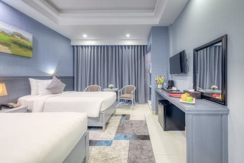 Superior Twin Room | 1 bedroom, minibar, in-room safe, soundproofing