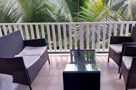 Apartment, 2 Bedrooms, Garden View | Balcony