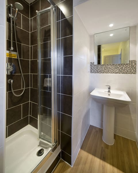 Bathroom | Hair dryer, towels